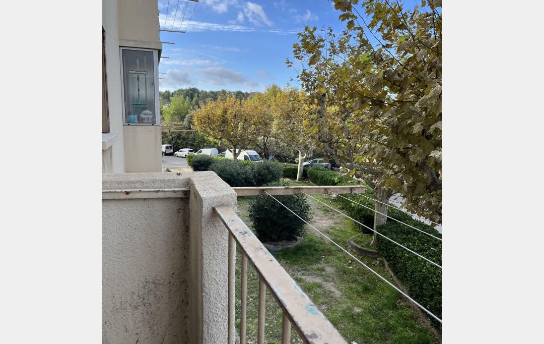 Annonces MARSEILLE 14EME : Apartment | MARSEILLE (13014) | 54 m2 | 120 000 € 